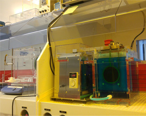 山本鍍金試験器の装置の画像